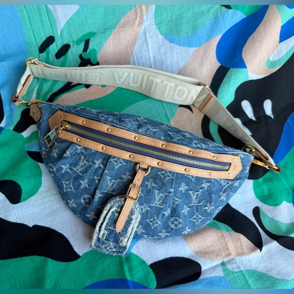 Louis Vuitton Remix Collection Denim Monogram Bum Hobo Bag - Picture 15 of 15